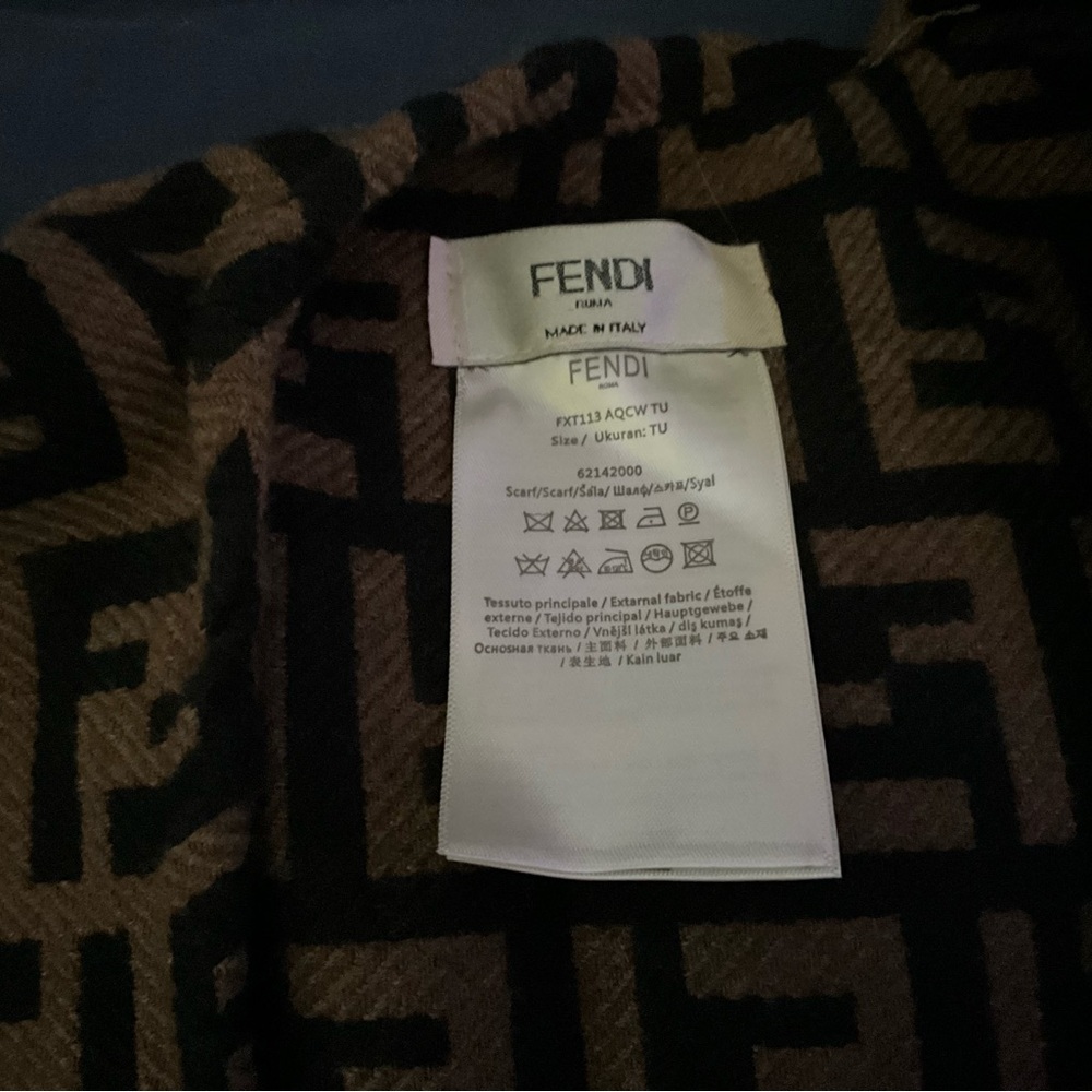 Fendi Brown and Black FF Logo Knit Cardigan Rep - Picture 6 of 6